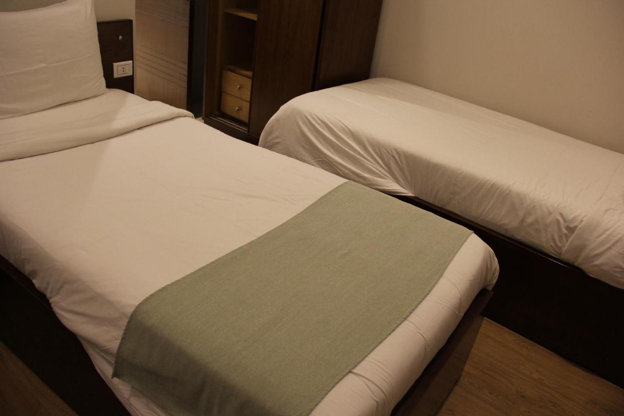 Elysees Hotel Tahrir Square Кайро Екстериор снимка