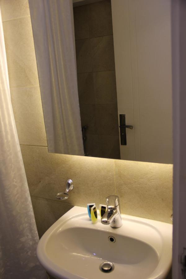 Elysees Hotel Tahrir Square Кайро Екстериор снимка