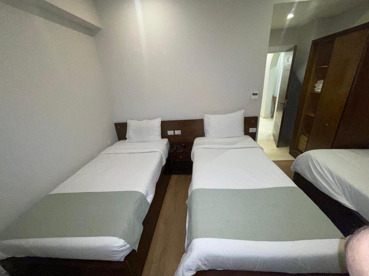 Elysees Hotel Tahrir Square Кайро Екстериор снимка