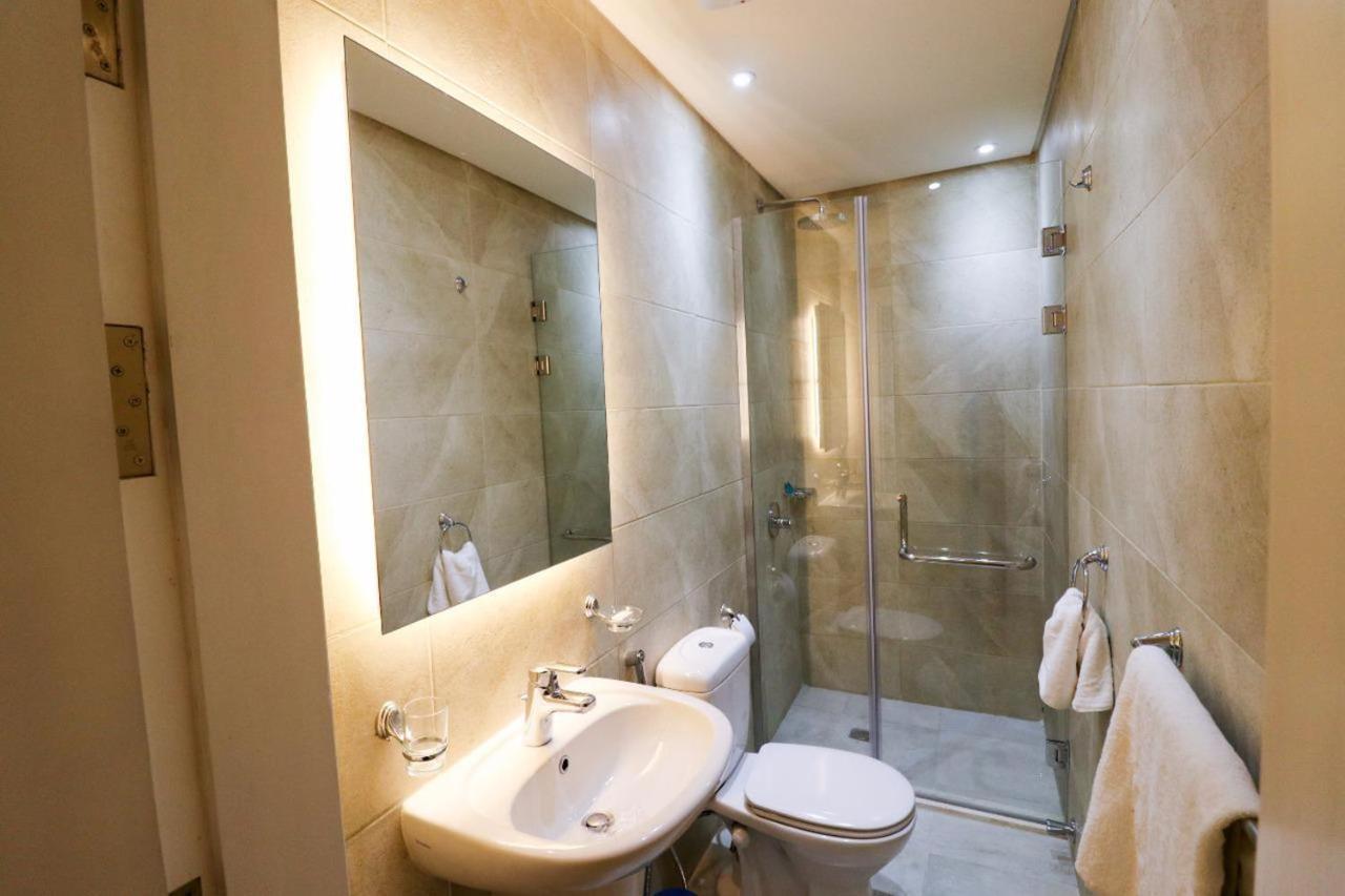 Elysees Hotel Tahrir Square Кайро Екстериор снимка